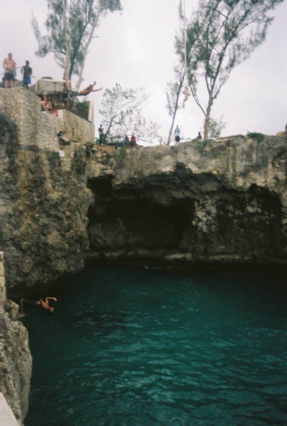 jamaica cliff jumping